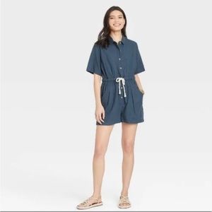 Universal thread boilersuit romper button up size S